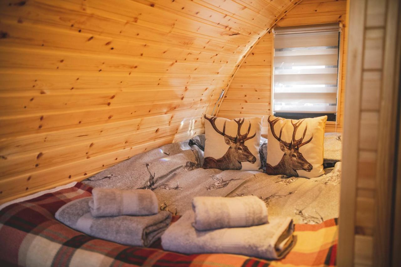 Highland & Transylvania Glamping Pods Roybridge Exterior photo