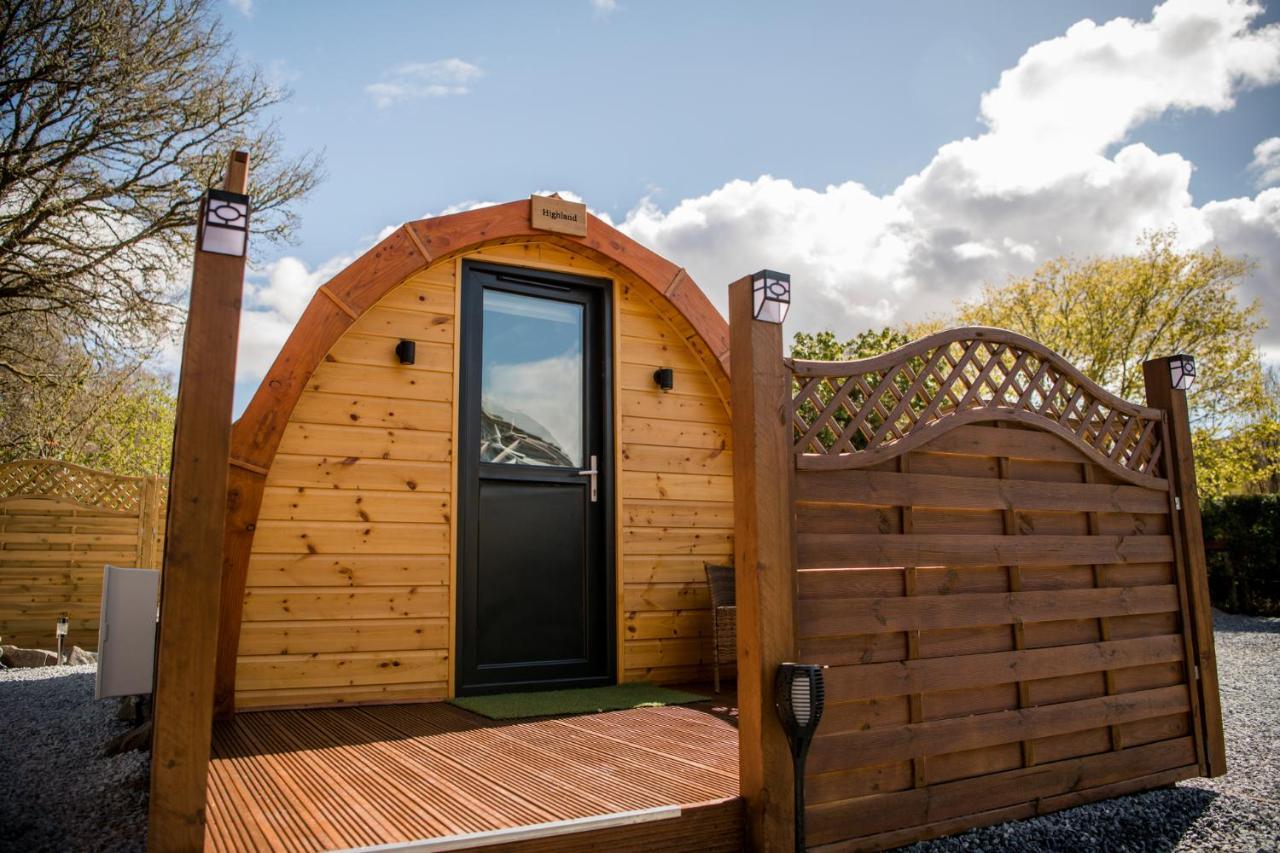 Highland & Transylvania Glamping Pods Roybridge Exterior photo